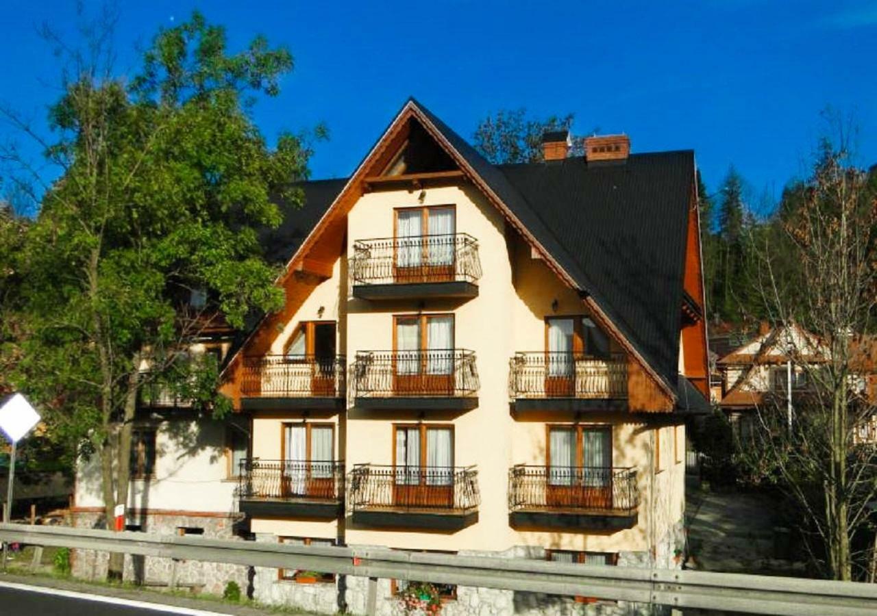 Double Room with Private Bathroom,1538936821:JPEG